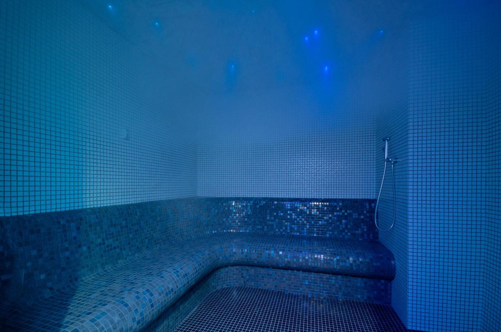 Monaco Ville Wellness 미엥지즈드로예 외부 사진