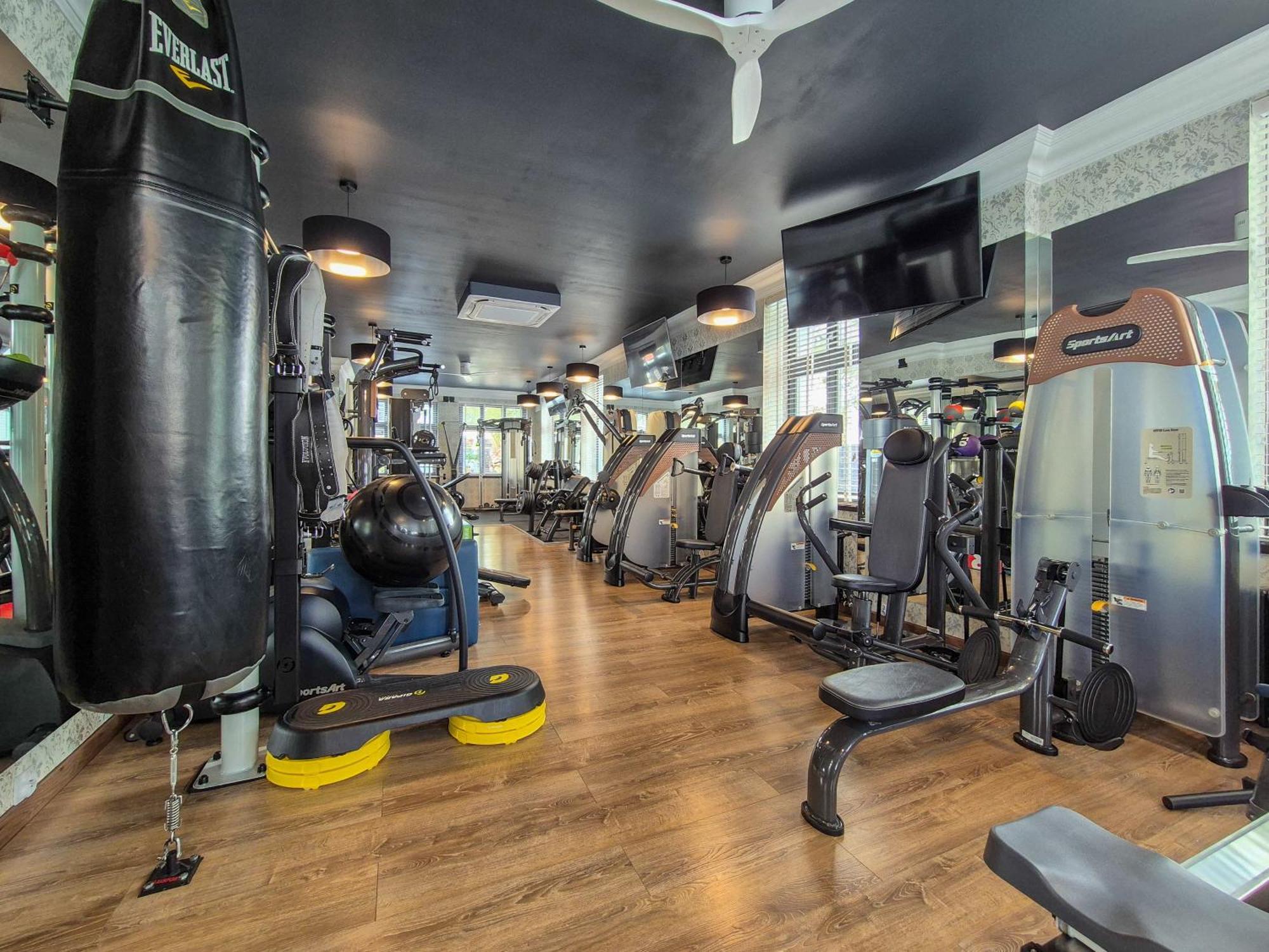 Monaco Ville Wellness 미엥지즈드로예 외부 사진
